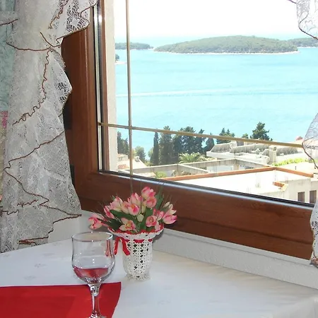 Spiko Gasthuis Hvar Town