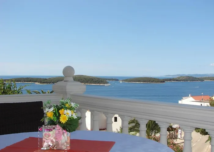 Guest house Spiko Hvar Town